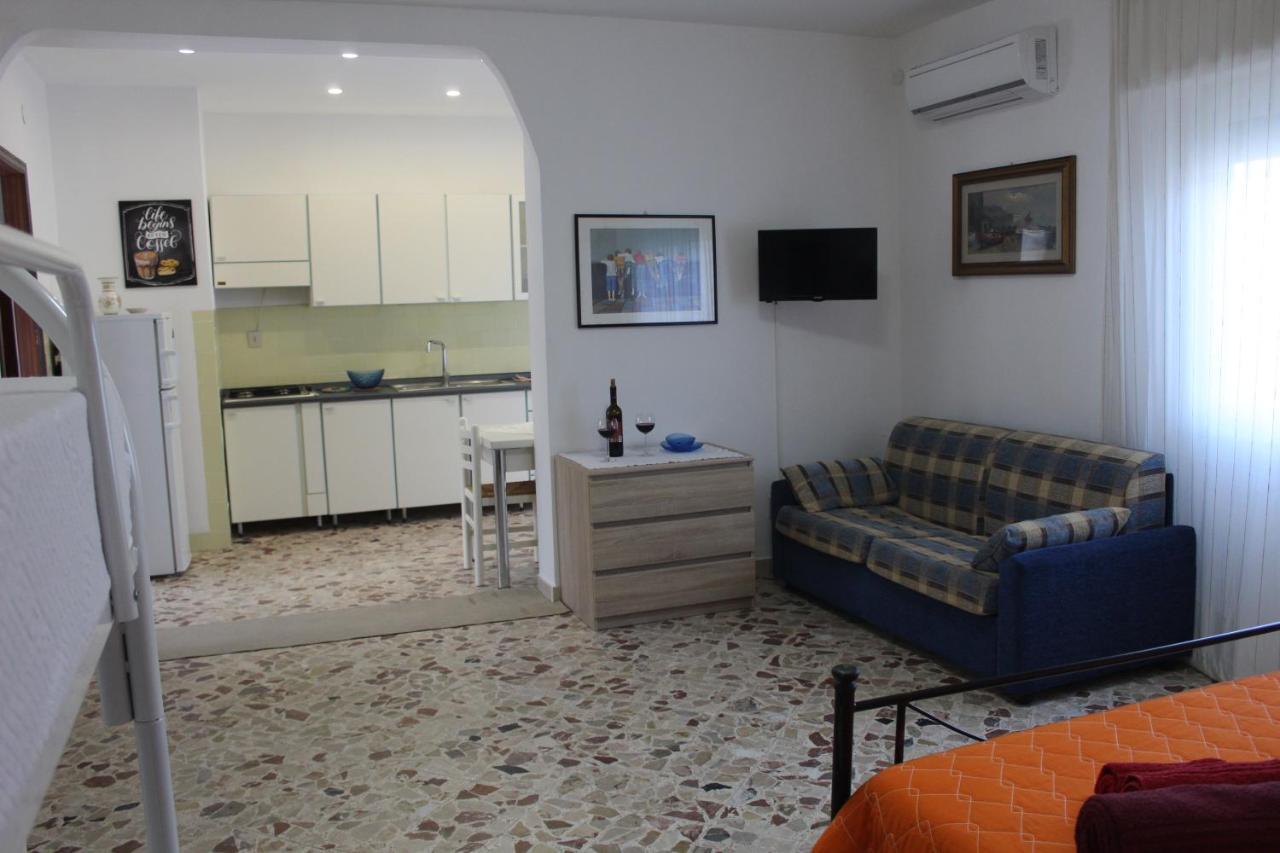 Appartamenti Via Marconi Castellammare del Golfo Exterior foto