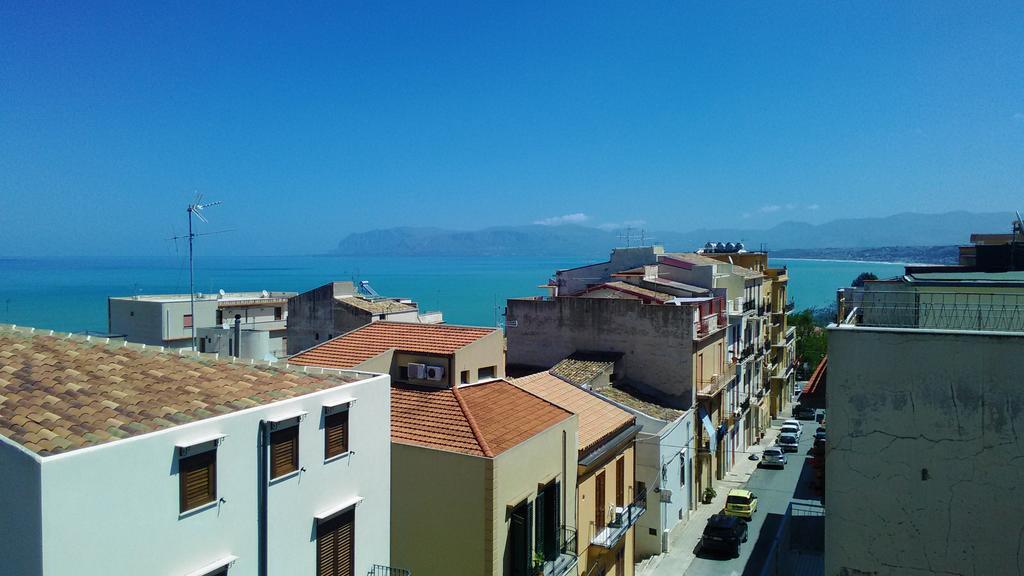 Appartamenti Via Marconi Castellammare del Golfo Exterior foto